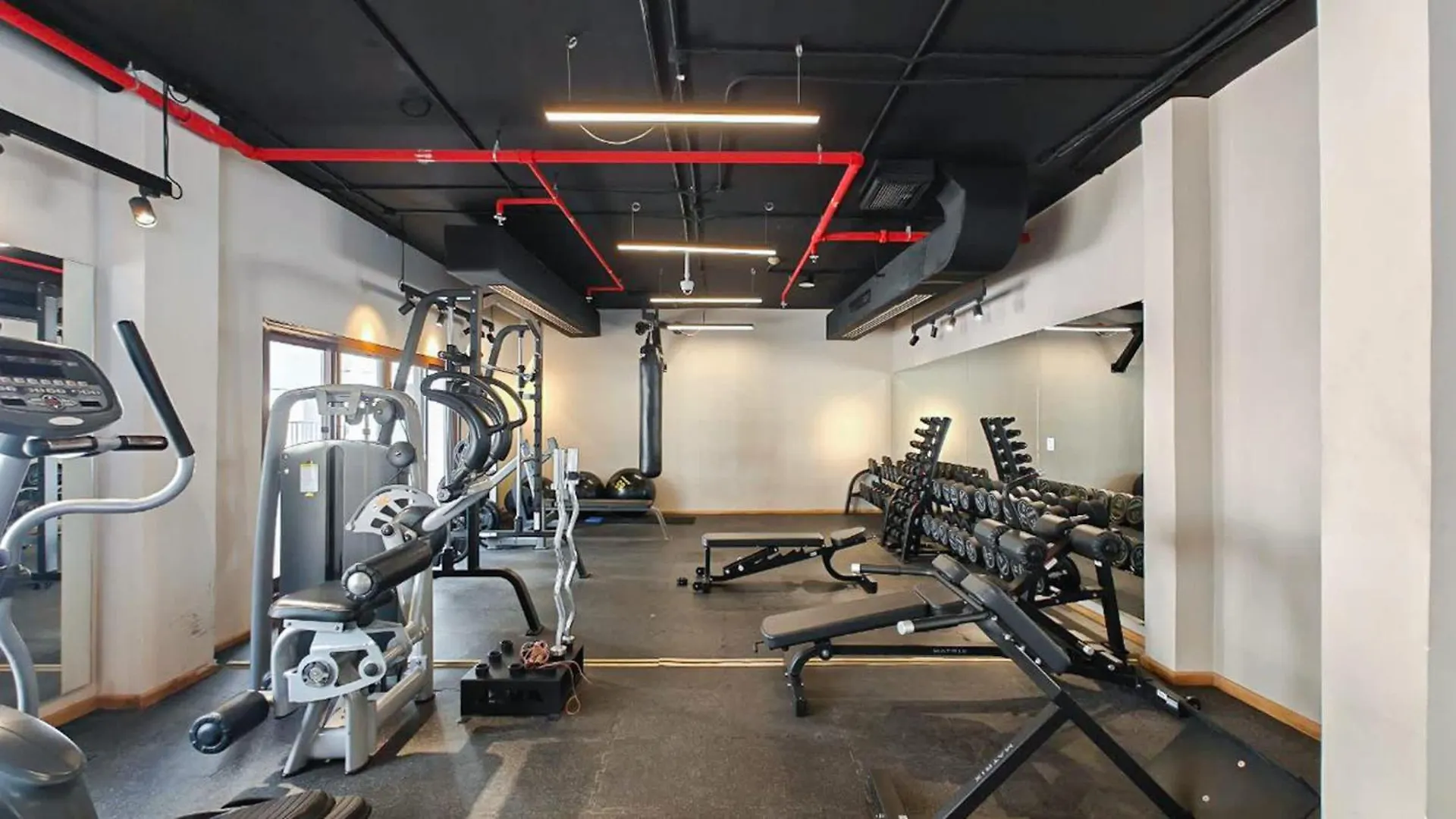 Apartament Extravagant Studio Stay For 2 In Jvc Dubaj
