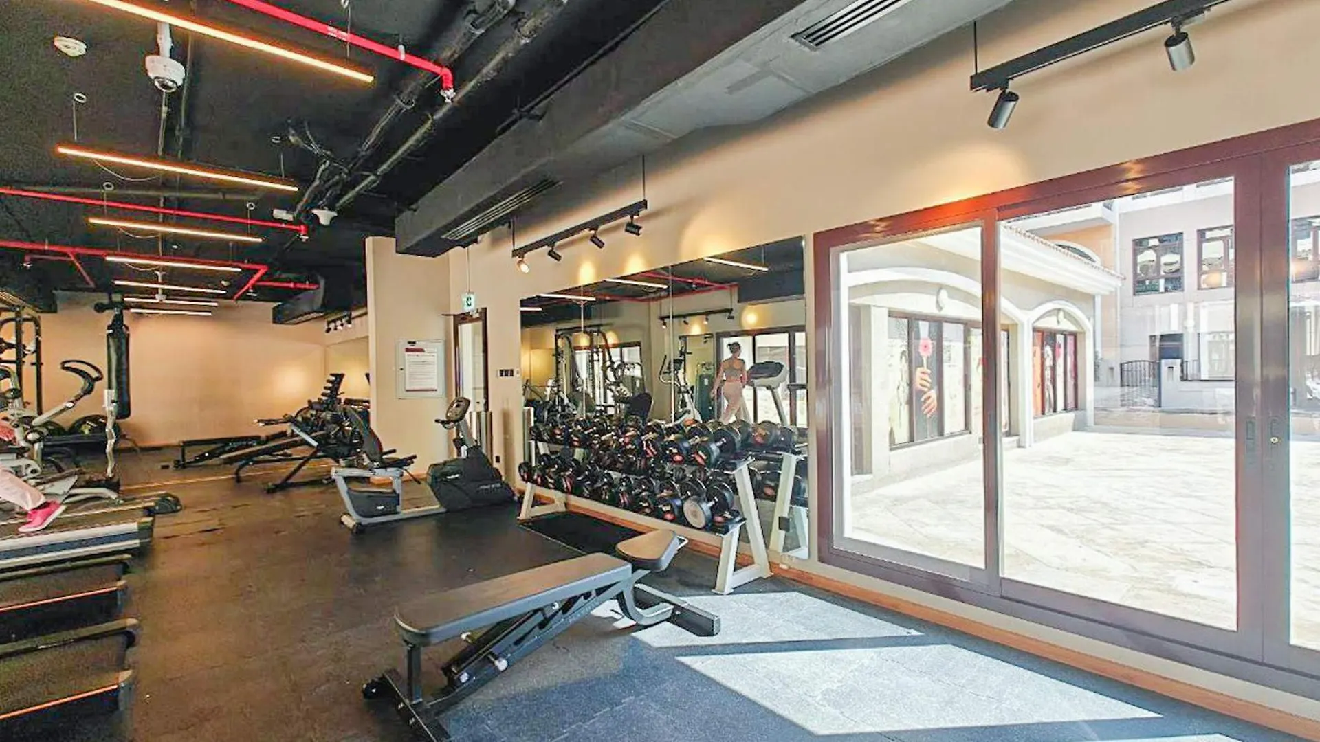 Extravagant Studio Stay For 2 In Jvc Dubaj Apartmán