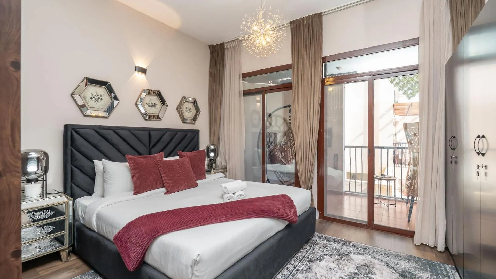 Extravagant Studio Stay For 2 In Jvc Dubai Apartment